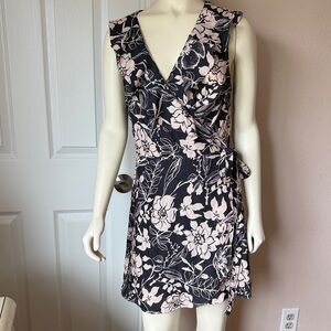 Cupshe Black Mini Wrap Dress with Blush Floral Print